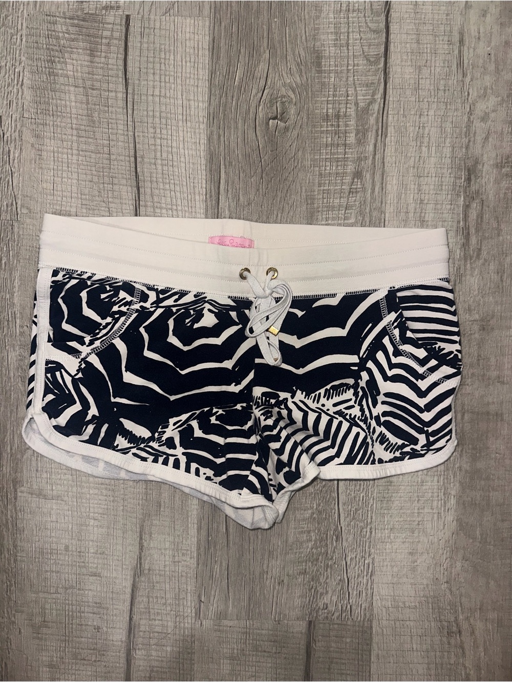 Lilly Pulitzer Chrissy Beach Shorts